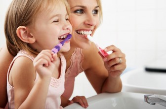 Miért fontos a kezdettől a fogak ápolása?